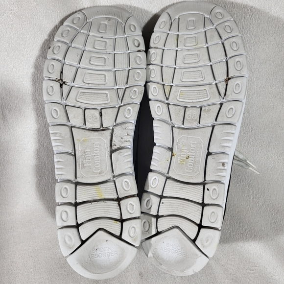 Finn Comfort Germany Swansea Womens Rock Fashion Sneaker EUR 38 Medium (B, M) - Picture 9 of 9